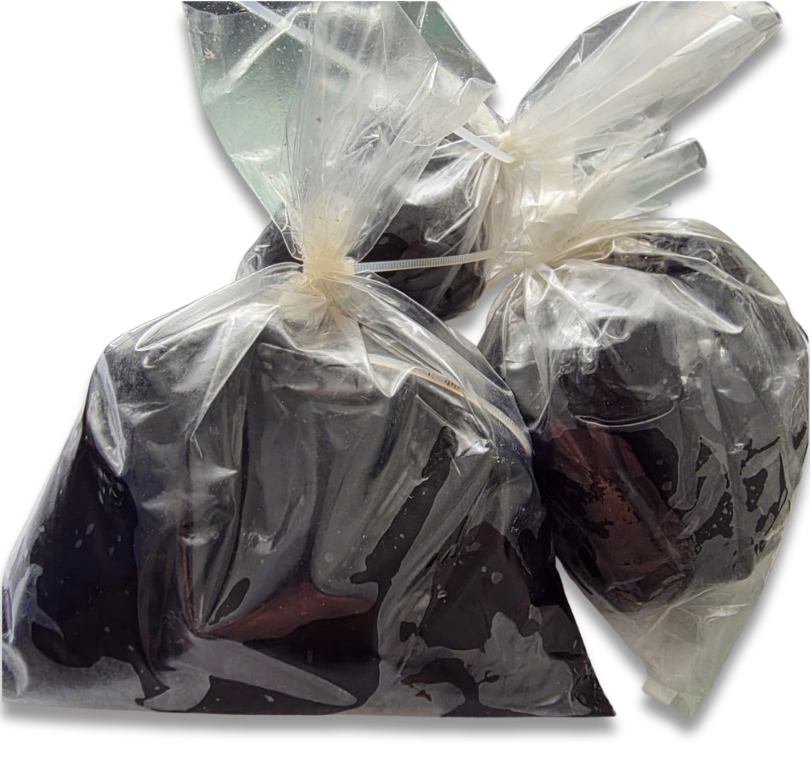Bulk ShilNepal Nepal Shilajit in 500g plastic bags in a bunch